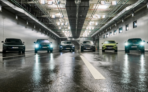 ADAC Systemvergleich zeigt: Regen und Nebel können Assistenzsysteme stark einschränken / Große Unterschiede bei den Herstellern - Foto: presseportal.de