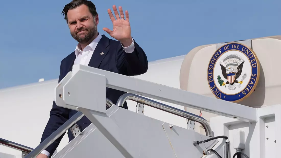 US-Vizepräsident und Katholik JD Vance: «In manchen Fällen wäre es das Beste für den Vatikan, sich auf moralische Angelegenheiten zu konzentrieren.» - Bild: Jacquelyn Martin/AP Pool/AP/dpa