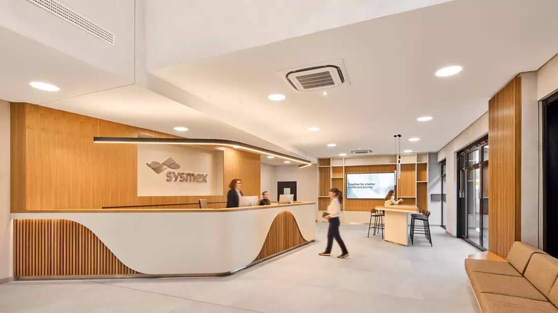 Sysmex Europe eröffnet offiziell seinen neuen Campus in Hamburg und setzt damit neue Maßstäbe für zukunftsorientierte Arbeitsumgebungen - Bild: presseportal.de