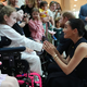 Meghan und Harry besuchten Patienten einer Kinderklinik und deren Angehörige. - Foto: Jonathan Brady/PA Wire Pool/dpa
