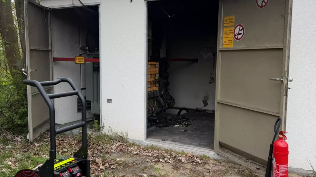 FW Helmstedt: Brennt Transformatorenhaus - Bild: presseportal.de