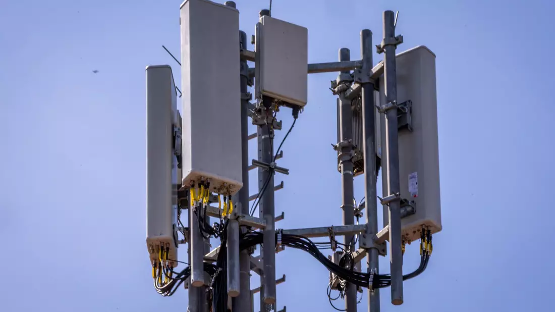 Einer von Zehntausenden Mobilfunk-Antennenstandorten in Deutschland. (Archivbild) - Bild: Jens Büttner/dpa