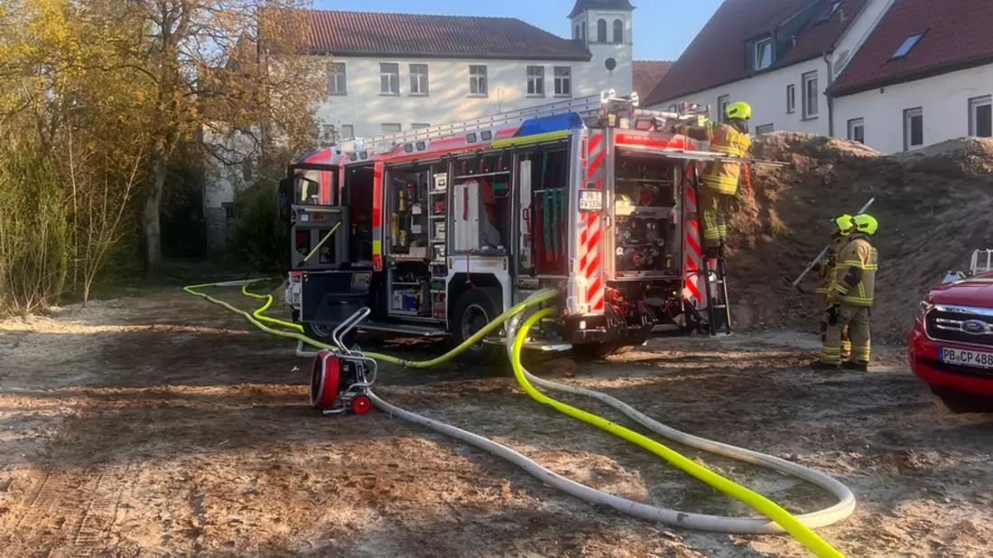 FW Paderborn: Gemeldeter Wohnungsbrand am Heilandsfrieden - Bild: presseportal.de