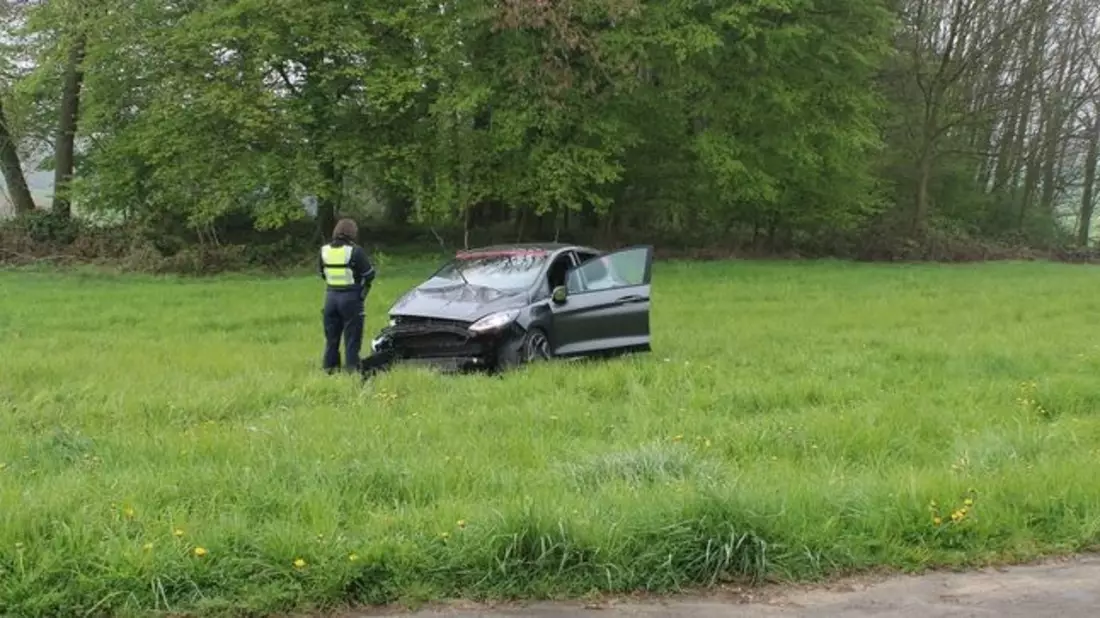 POL-RBK: Rösrath - Autofahrer bei Unfall schwer verletzt - Bild: presseportal.de