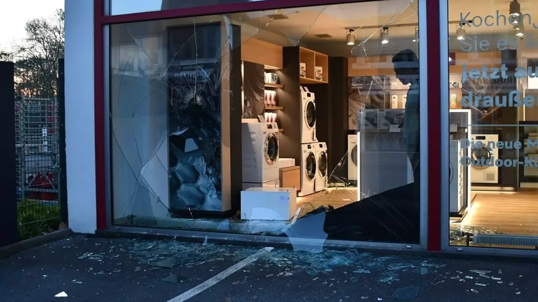 POL-AC: Einbruch am frühen Morgen: Täter stehlen Haushaltsgeräte - Bild: presseportal.de