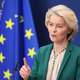 EU-Kommissionspräsidentin Ursula von der Leyen ruft Deutschland und andere Mitgliedstaaten zur Nutzung der App auf.  - Foto: Omar Havana/AP/dpa