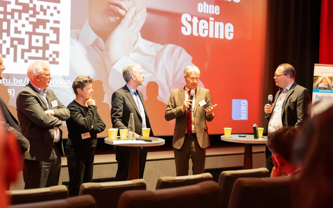 Palmer lobt Film zum Bürokratieabbau: Brillant, weil er die Kernthemen herausarbeitet - Foto: presseportal.de
