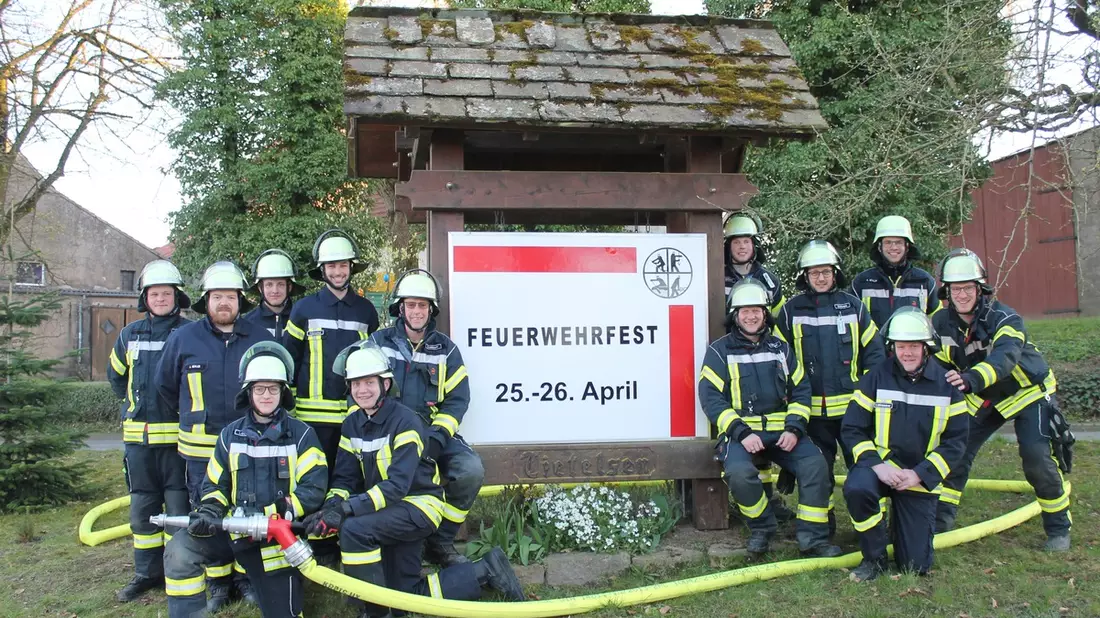 FW Beverungen: 90 Jahre Löschgruppe Tietelsen / Feuerwehr lädt zum Festwochenende am 25. und 26. April ein - Bild: presseportal.de