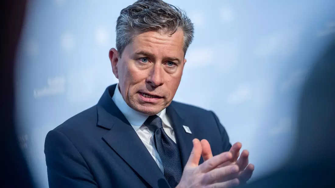 UN-Nothilfekoordinator Tom Fletcher sprach von Frustration und Wut angesichts des andauernden Kriegs. - Bild: Michael Kappeler/dpa
