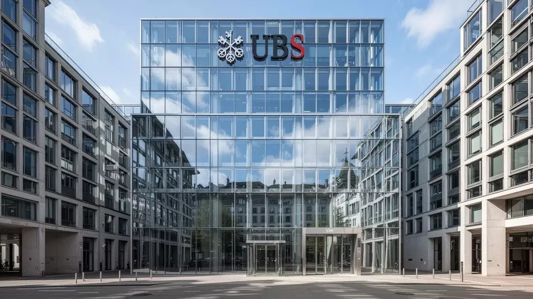UBS Aktie: Fitch hebt Daumen - Bild: über boerse-global.de