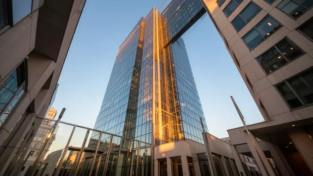 Bawag Aktie: Kursziel-Sprung auf 194 Euro - Bild: über boerse-global.de