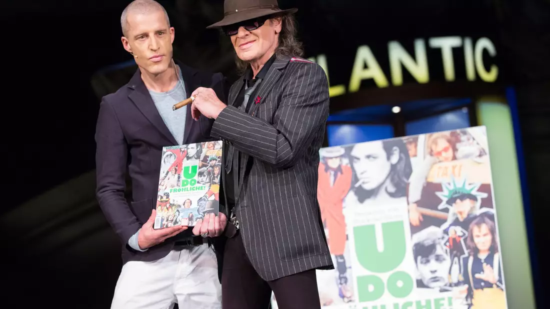 Das Buch «Udo Fröhliche» ist 2016 erstmals erschienen, nun kommt es vor dem 80. Geburtstag von Udo Lindenberg nochmal neu raus. (Archivbild) - Bild: picture alliance / dpa