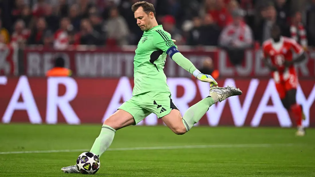 Manuel Neuer unterläuft gegen Real schon nach wenigen Sekunden ein riesiger Fehler. - Bild: Tom Weller/dpa