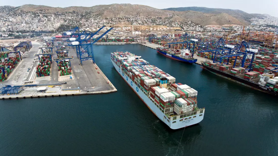 Hafen von Piräus: Größte Handelsflotte der EU. (Archivbild) - Bild: Panos Tomadakis/XinHua/dpa