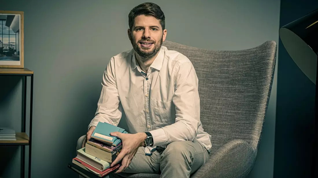 Manuel Kröger: Mit „Meine Autobiografie“ Erinnerungen lebendig machen - Bild: presseportal.de