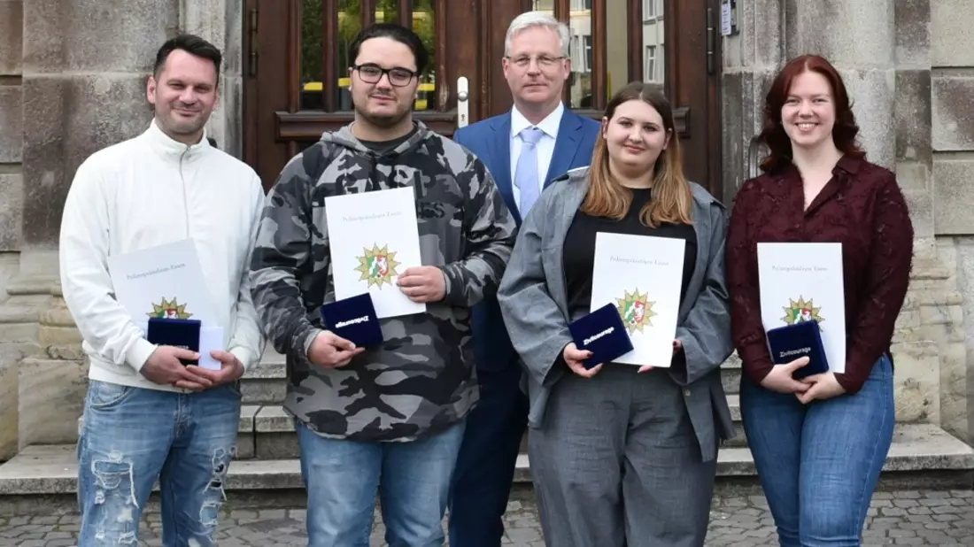 POL-E: Essen/Mülheim an der Ruhr: Polizeipräsident verleiht Preis für Zivilcourage - Bild: presseportal.de