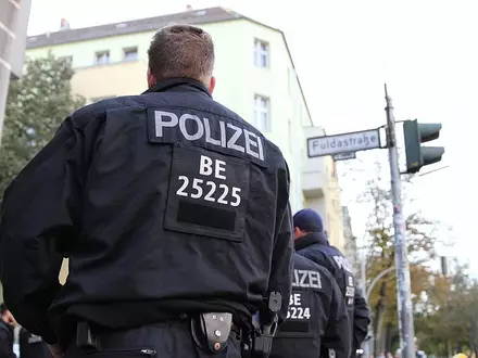 Polizei bei verbotener Pro-Palästina-Demo (Archiv) - Foto: via dts Nachrichtenagentur