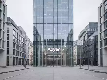 Adyen Aktie: 43 Prozent Rabatt! - Foto: über boerse-global.de