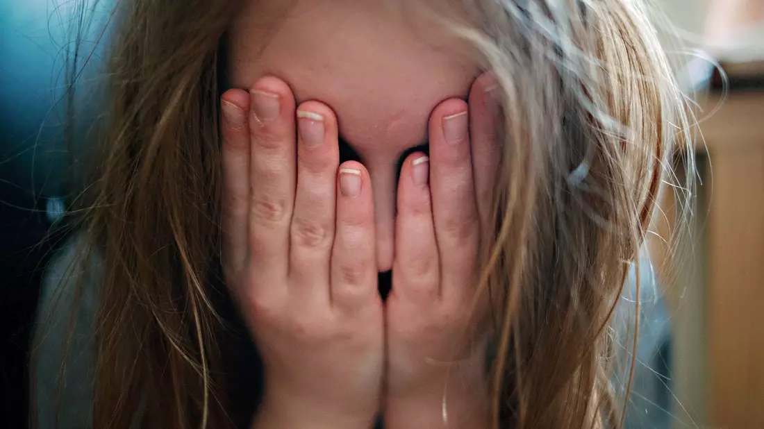 Der Verdächtige soll unter anderem kinderpornografisches Material produziert haben. (Symbolbild) - Bild: Nicolas Armer/dpa