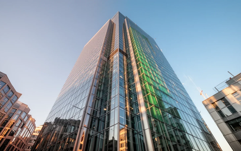 Helvetia Holding Aktie: Gipfelsturm! - Foto: über boerse-global.de