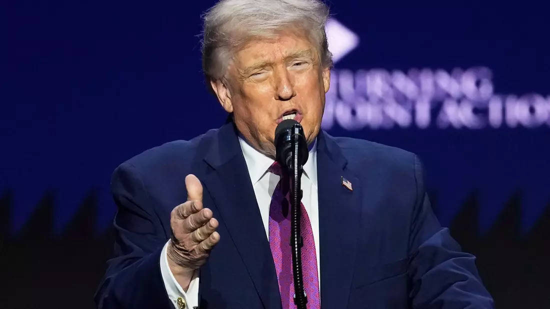 Trump rechnet in den nächsten Tagen mit einem Abkommen mit Teheran.  - Bild: Ross D. Franklin/AP/dpa