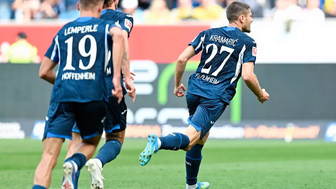 Bejubelt das Führungstor: Andrej Kramaric. - Bild: Uwe Anspach/dpa