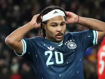 Wird Gnabry rechtzeitig zur WM wieder fit? (Archivbild) - Foto: Christian Charisius/dpa