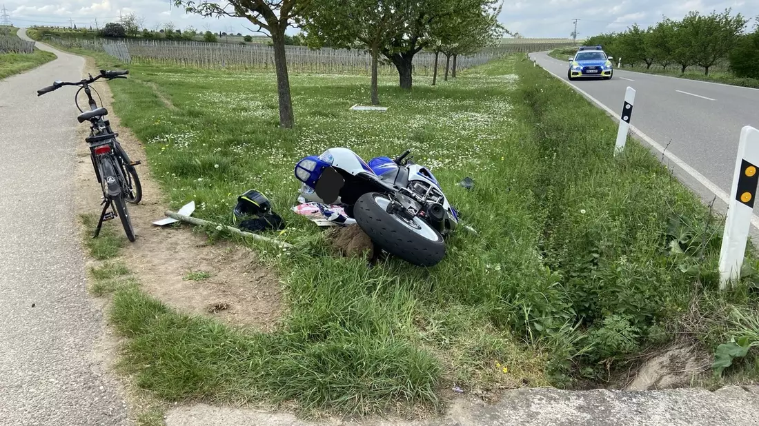 POL-PDNW: Zeugen gesucht - Verkehrsunfall mit zwei verletzten Personen - Bild: presseportal.de