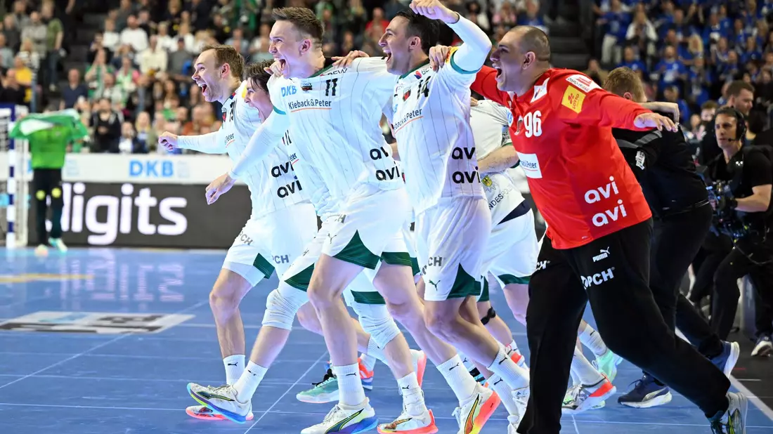 Die Füchse Berlin haben zum zweiten Mal nach 2014 den DHB-Pokal gewonnen. - Bild: Federico Gambarini/dpa