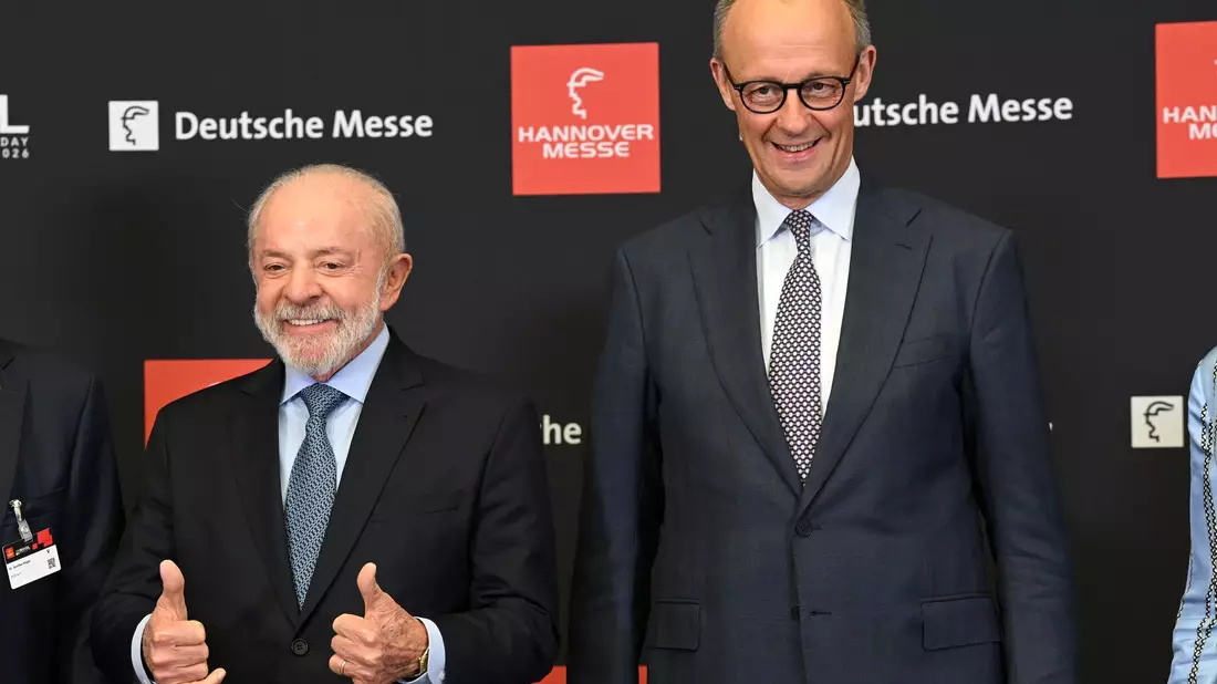 Merz erhofft sich von der Hannover-Messe ein Zeichen der Zuversicht - Bild: Julian Stratenschulte/dpa