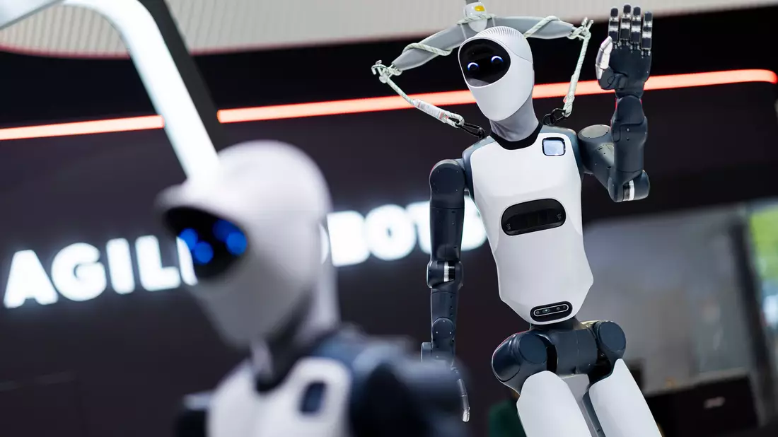 Hauptthema der Hannover Messe sind der Einsatz Künstlicher Intelligenz in der Produktion, Automatisierung und Robotik. - Bild: Michael Matthey/dpa