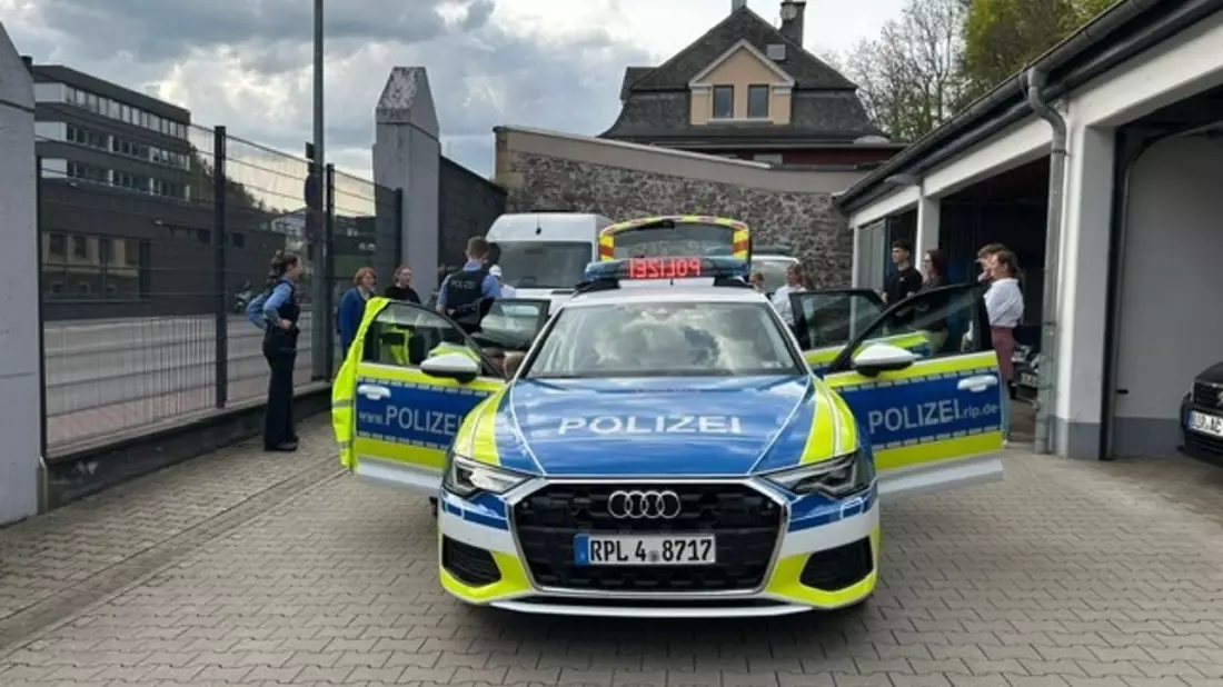 POL-PDTR: Polizei hautnah: Informationsabend stößt auf große Resonanz - Bild: presseportal.de