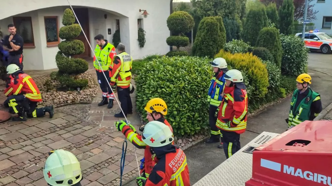 FW Stockach: Person aus Abwasserschacht gerettet - Bild: presseportal.de