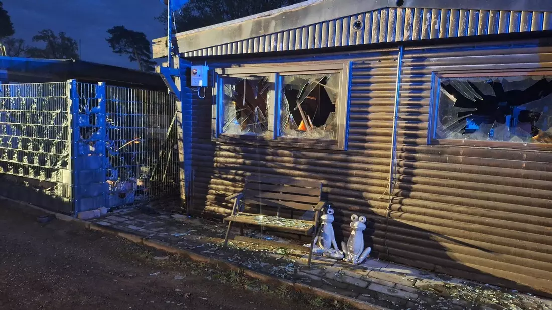 FW-MH: Feuerwehreinsatz auf Campingplatz in Mülheim an der Ruhr - Bild: presseportal.de