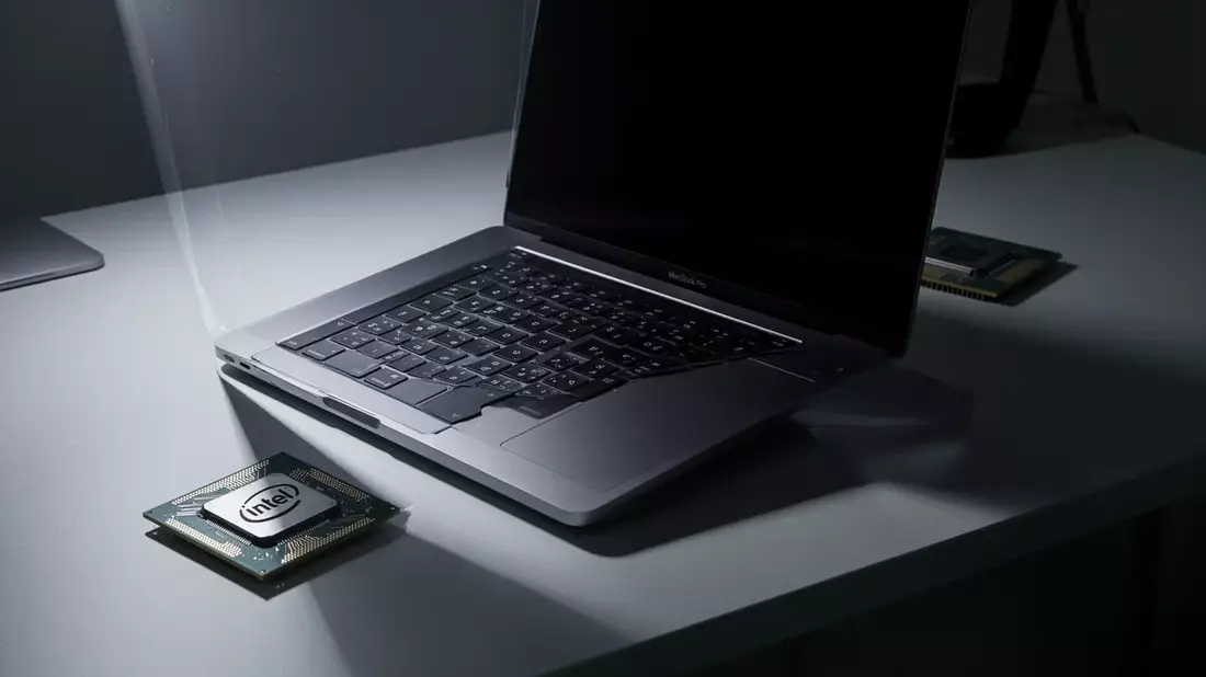Apple beendet Intel-Ära: macOS 27 nur noch für eigene Chips - Bild: über boerse-global.de