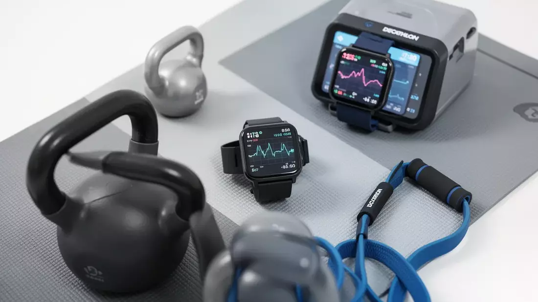 Fitnessbranche 2026: Wearables im Test, Rage Lifting im Trend - Bild: über boerse-global.de
