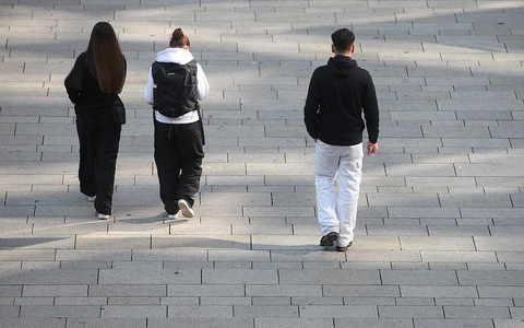 Junge Leute (Archiv) - Foto: via dts Nachrichtenagentur