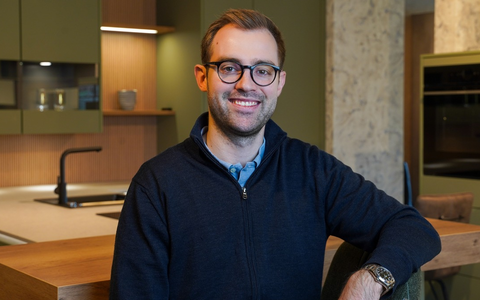 Robin Neumann von der asensu GmbH: Wie Küchenstudios gezielt Premium-Kunden statt Preisvergleicher gewinnen - Foto: presseportal.de