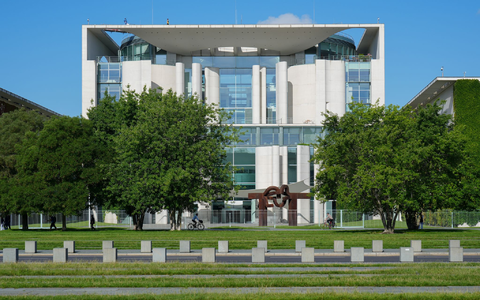 Das Kanzleramt ist federführend bei den Sitzungen des Nationalen Sicherheitsrats. (Archivbild) - Foto: Soeren Stache/dpa