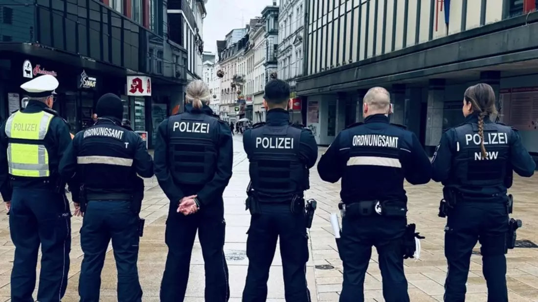 POL-MK: Sondereinsatz: Polizei und Ordnungsamt kontrollieren in der Innenstadt - Bild: presseportal.de