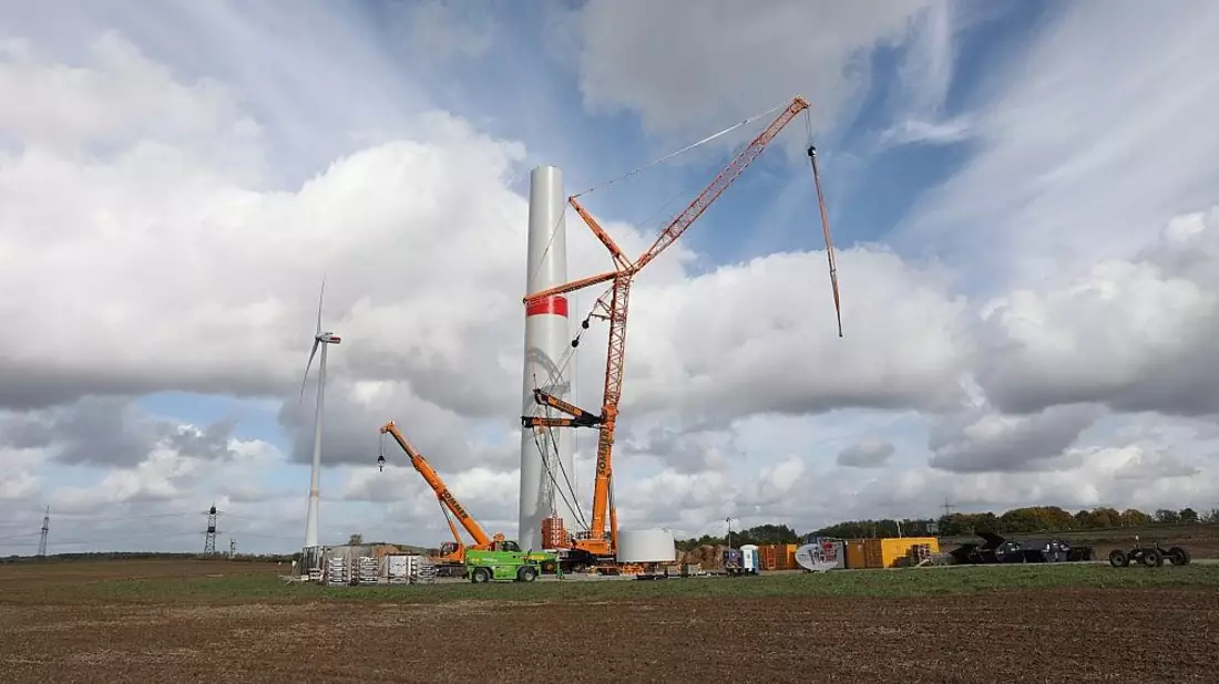 Windrad-Bau (Archiv) - Bild: via dts Nachrichtenagentur