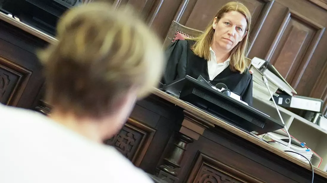Isabel Hildebrandt ist die Vorsitzende Richterin in diesem Verfahren. - Bild: Marcus Brandt/Pool dpa/dpa