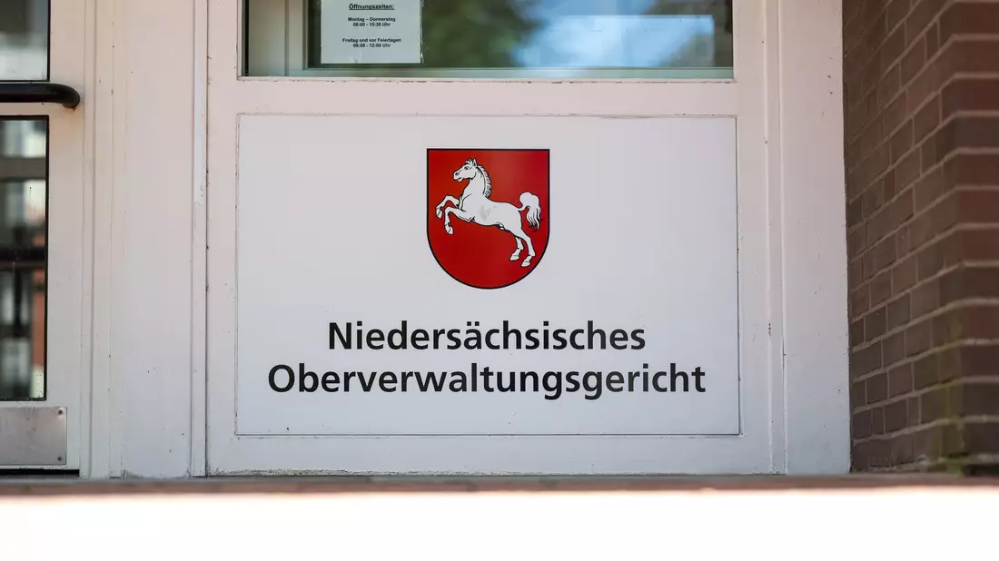 Das Oberverwaltungsgericht in Lüneburg wies die Klage der Umwelthilfe ab. (Archivbild) - Bild: Philipp Schulze/dpa