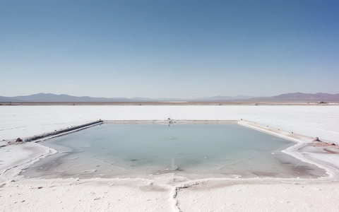 Lithium South Development Aktie: Ruhiger Handel - Foto: über boerse-global.de