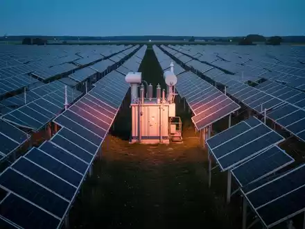 BFH-Urteil erschwert steuerfreie Solarpark-Teilverkäufe - Foto: über boerse-global.de