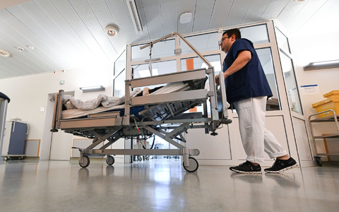 Mehr Geld für Pflege und Gesundheit wird mit breiter Mehrheit befürwortet. (Archivbild) - Foto: Bernd Weißbrod/dpa