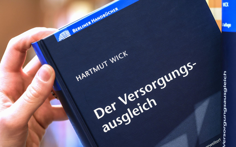 Beim Versorgungsausgleich geht es darum, für den Zeitraum der Ehe einen Ausgleich in Bezug auf die späteren Rentenansprüche herzustellen. (Symbolbild) - Foto: Oliver Berg/dpa