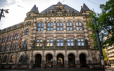 Das Gericht wird am ersten Verhandlungstag noch keine Entscheidung verkünden. (Archivfoto) - Foto: Sina Schuldt/dpa