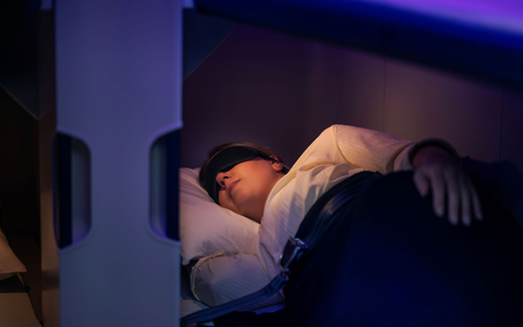 Die Betten sind für jeweils vier Stunden buchbar. - Foto: -/Air New Zealand/dpa