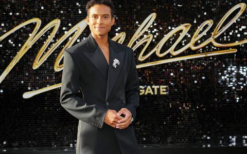 Hauptdarsteller Jaafar Jackson. - Foto: Jordan Strauss/Invision/AP/dpa